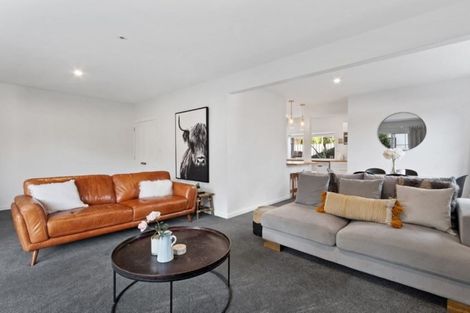 Photo of property in 28 Riverlaw Terrace, Saint Martins, Christchurch, 8022