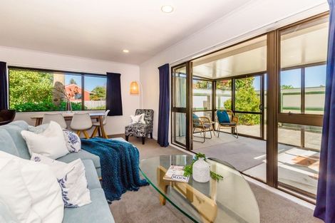 Photo of property in 81 Elizabeth Street, Waikanae, 5036