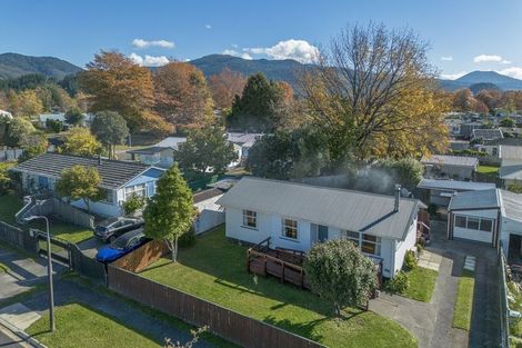 Photo of property in 5 Poihaere Street, Turangi, 3334