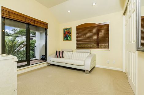Photo of property in 33 Jubilee Avenue, Devonport, Auckland, 0624