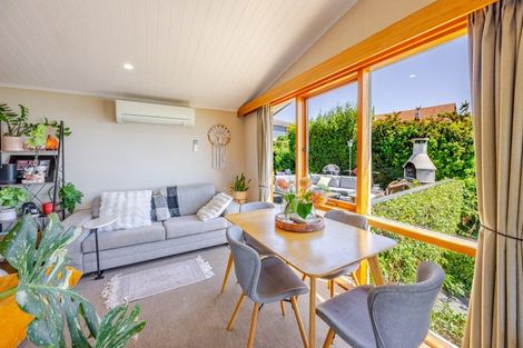 Photo of property in 5 Seapoint Road, Bluff Hill, Napier, 4110