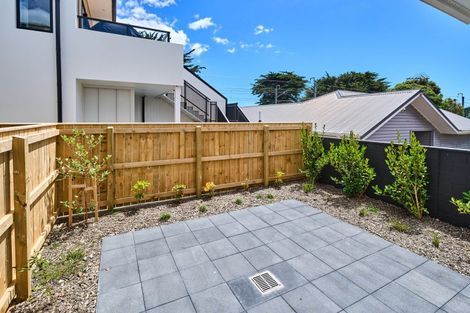 Photo of property in 17/10 Pascoe Avenue, Paremata, Porirua, 5026