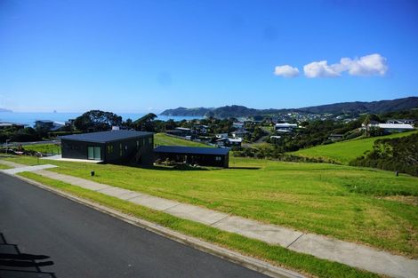 Photo of property in 7 Blue Moon Rise, Langs Beach, 0582