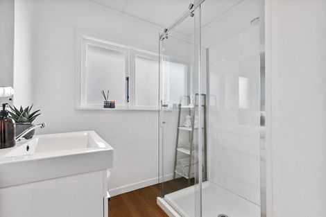 Photo of property in 75 Oakdale Road, Mount Roskill, Auckland, 1041