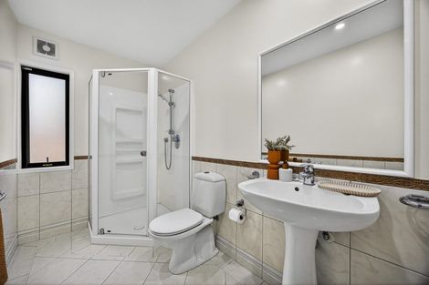 Photo of property in 64 Seacrest Drive, West Harbour, Auckland, 0618