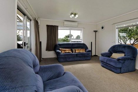 Photo of property in 9 Farwood Drive, Henderson, Auckland, 0612