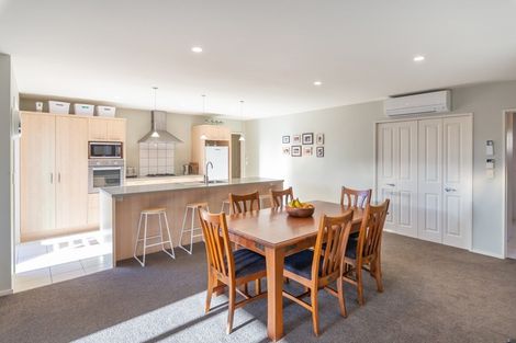 Photo of property in 12 Goldie Place, Rolleston, 7614