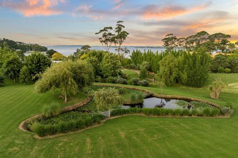 Photo of property in 247 Broomfields Road, Whitford, Howick, 2571