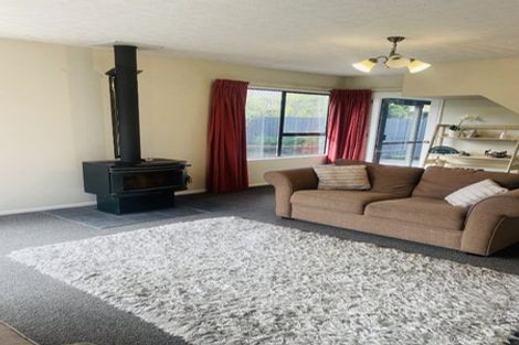 Photo of property in 1/35 Solway Avenue, Ilam, Christchurch, 8041