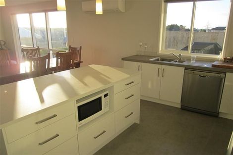 Photo of property in 128 Rowesdale Drive, Ohauiti, Tauranga, 3112