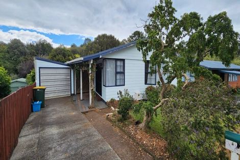 Photo of property in 13 Vancouver Place, Marfell, New Plymouth, 4310