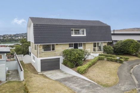 Photo of property in 6 Compass Way, Whitby, Porirua, 5024