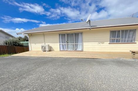 Photo of property in 70 Parrs Cross Road, Henderson, Auckland, 0612