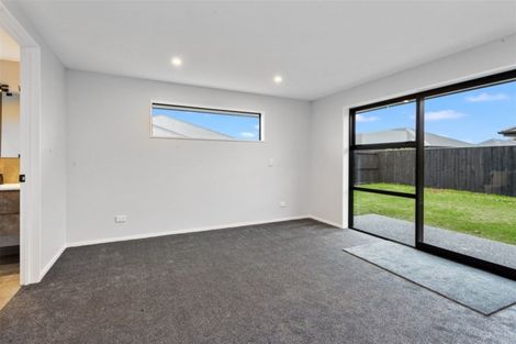 Photo of property in 16 Koura Drive, Rangiora, 7400