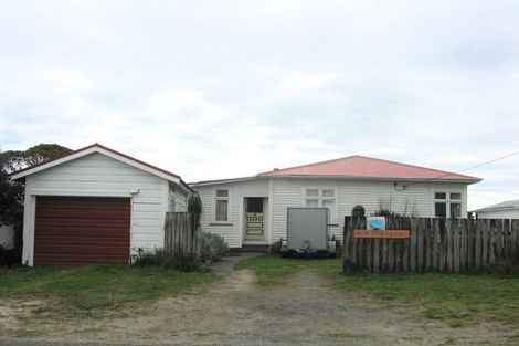 Photo of property in 117 Park Avenue, Waitarere Beach, Levin, 5510