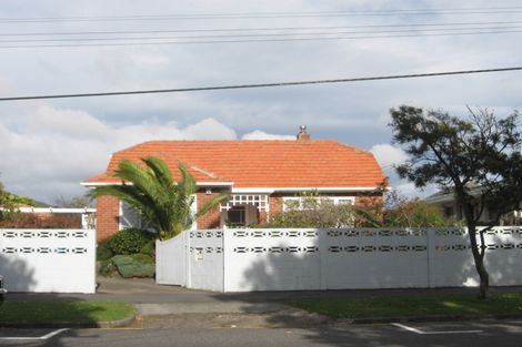 Photo of property in 58 Copeland Street, Hutt Central, Lower Hutt, 5011