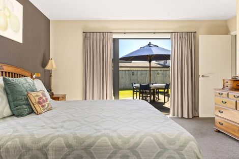 Photo of property in 128 Victory Drive, Wharewaka, Taupo, 3330
