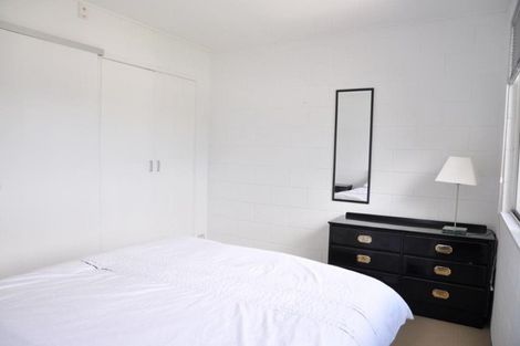 Photo of property in 9/72 Kitchener Road, Milford, Auckland, 0620