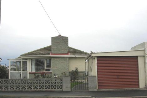 Photo of property in 127 Bay View Road, South Dunedin, Dunedin, 9012