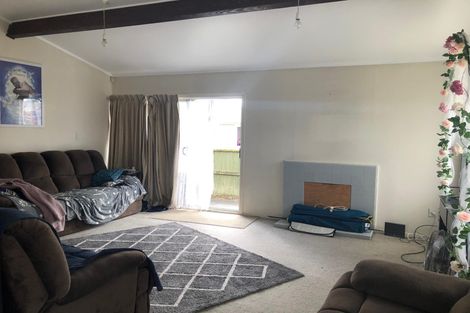 Photo of property in 33 Eddowes Street, Manurewa, Auckland, 2102