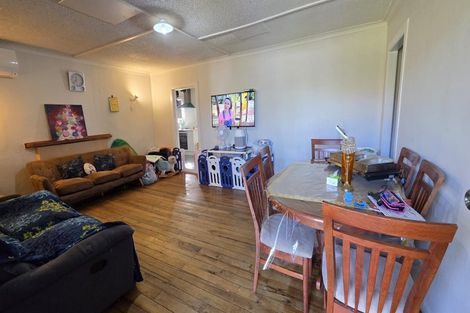 Photo of property in 26 King Edward Avenue, Papakura, 2110