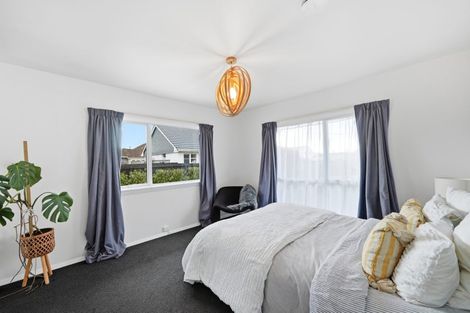 Photo of property in 115 Sawyers Arms Road, Northcote, Christchurch, 8052