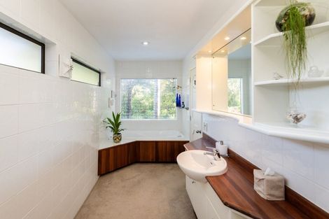 Photo of property in 153 Mellons Bay Road, Mellons Bay, Auckland, 2014