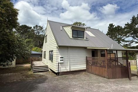 Photo of property in 20b Regency Place, Sunnynook, Auckland, 0632