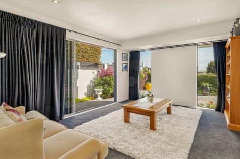 Photo of property in 38 Takutai Avenue, Bucklands Beach, Auckland, 2012