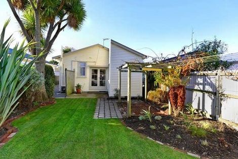 Photo of property in 22 Gibbon Street, Sydenham, Christchurch, 8023