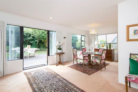 Photo of property in 38 Atarangi Road, Greenlane, Auckland, 1051