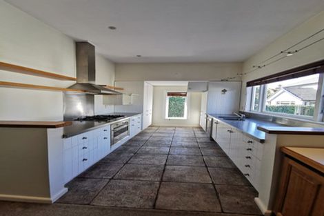 Photo of property in 16 Knowles Street, St Albans, Christchurch, 8052