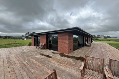 Photo of property in 1250 Mangorei Road, Mangorei, New Plymouth, 4371