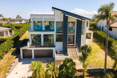 Photo of property in 11 Pacific Cliffs Drive, Gulf Harbour, Whangaparaoa, 0930