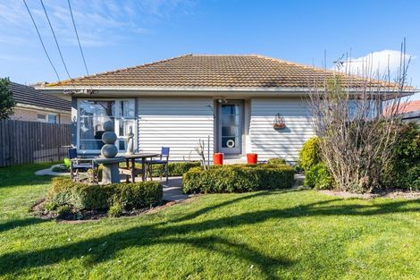 Photo of property in 24 Pembroke Street, Avondale, Christchurch, 8061