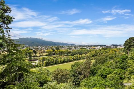 Photo of property in 4 Wairere Road, Belmont, Lower Hutt, 5010