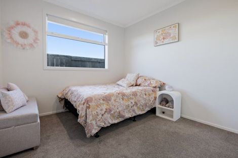 Photo of property in 4 Kuakua Close, Papamoa Beach, Papamoa, 3118