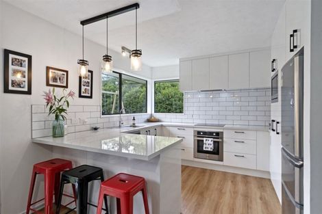 Photo of property in 6 Heaphy Place, Casebrook, Christchurch, 8051