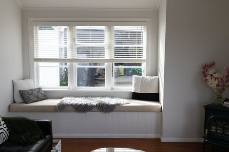 Photo of property in 1/27 Huka Road, Birkenhead, Auckland, 0626