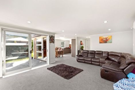 Photo of property in 6 Cabourne Drive, Glenview, Hamilton, 3206