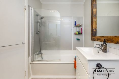 Photo of property in 2/30 Union Street, Papakura, 2110