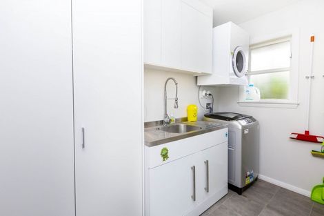 Photo of property in 44 Seddon Street, Wallaceville, Upper Hutt, 5018