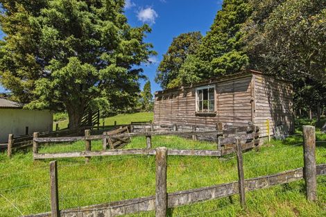 Photo of property in 8 Old Loop Road, Ngararatunua, Whangarei, 0176