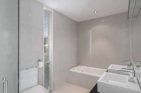 Photo of property in 3 Church Lane, Merivale, Christchurch, 8014