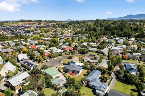 Photo of property in 17 Ridgeway Place, Glenview, Hamilton, 3206