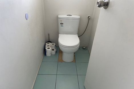 Photo of property in 24 Estuary Road, Weymouth, Auckland, 2103