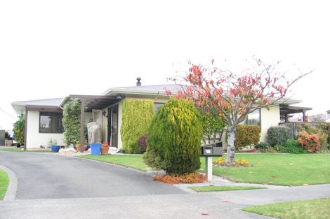 Photo of property in 16 Cardiff Place, Tamatea, Napier, 4112
