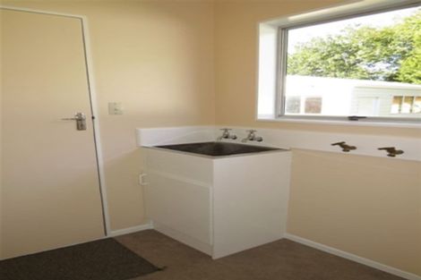 Photo of property in 13 Strathmore Avenue, Levin, 5510