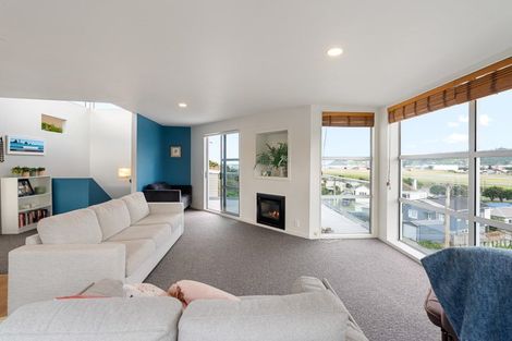 Photo of property in 121a Wexford Road, Miramar, Wellington, 6022