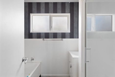 Photo of property in 453 Kahikatea Drive, Dinsdale, Hamilton, 3204